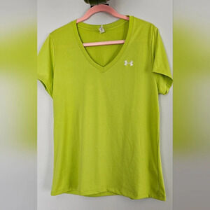UNDER Armour V-neck Athletic Top. L
